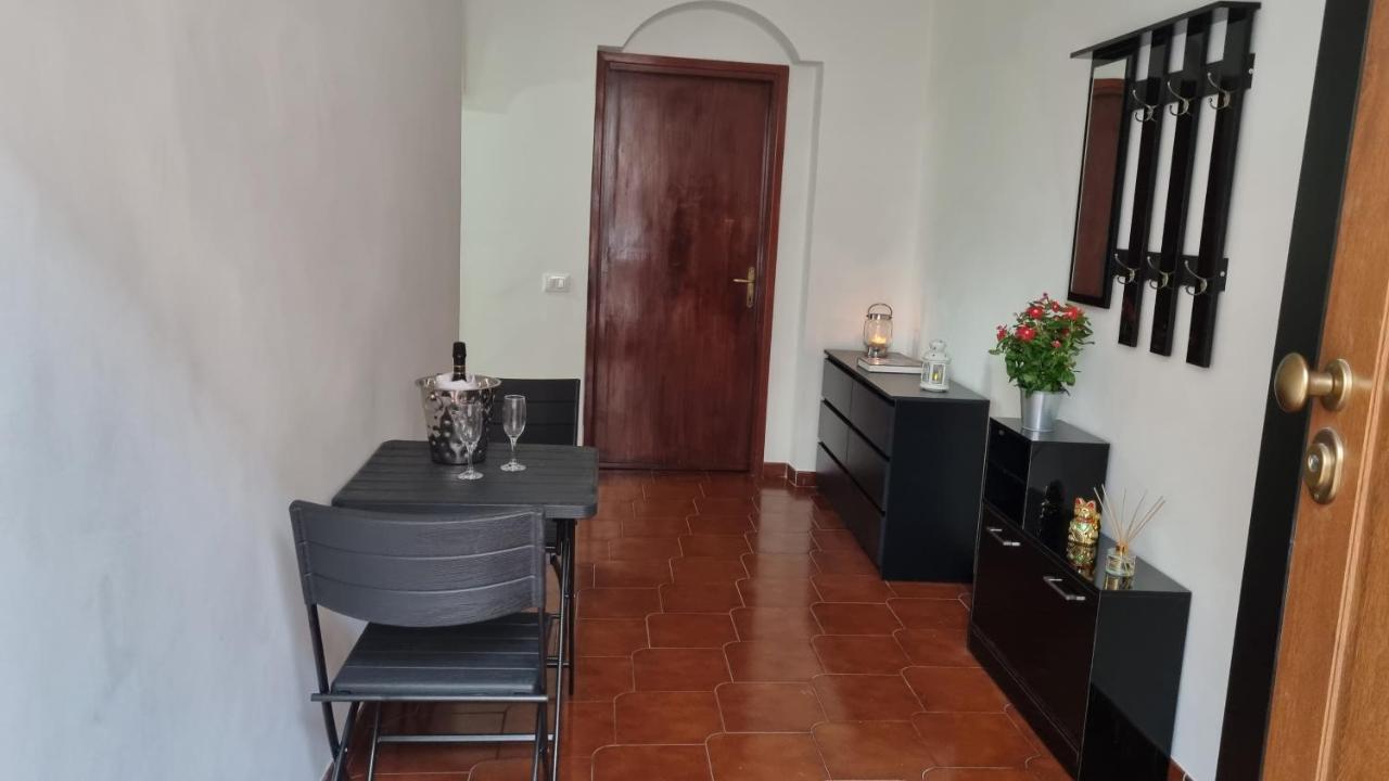 Bnb The Station Nettuno Bagian luar foto