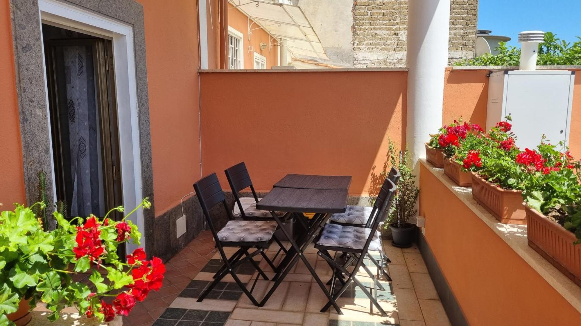 Bnb The Station Nettuno Bagian luar foto
